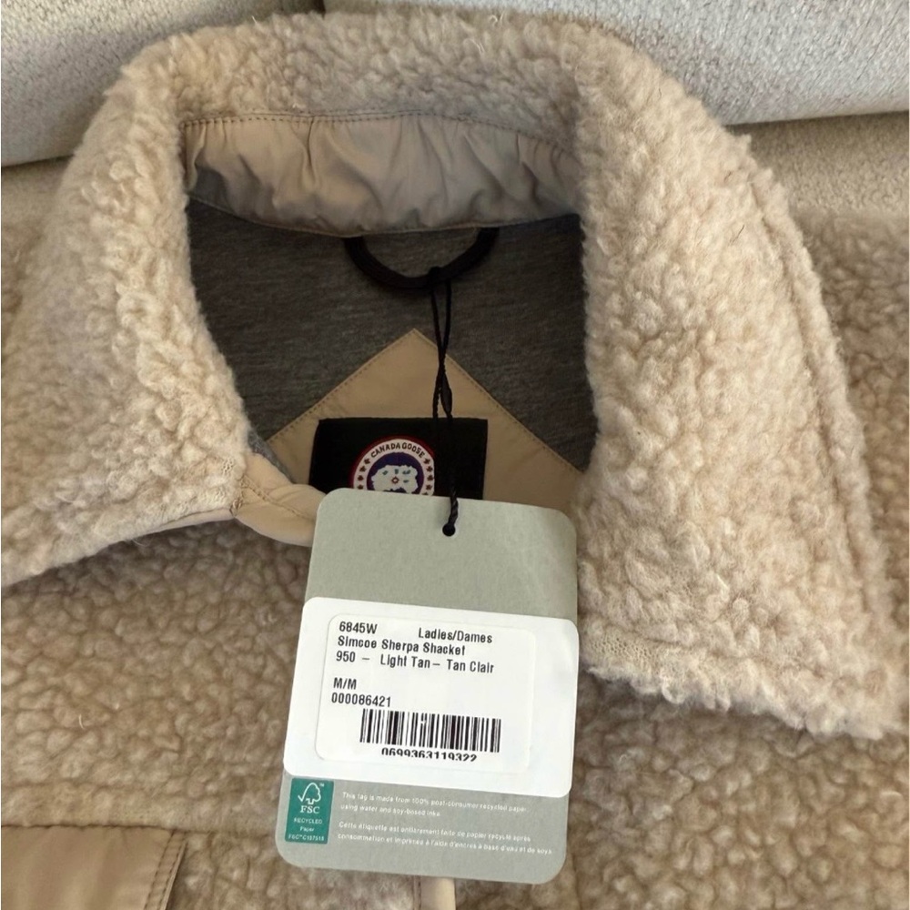 Canada Goose Sherpa Jacket - Picture 2 of 2